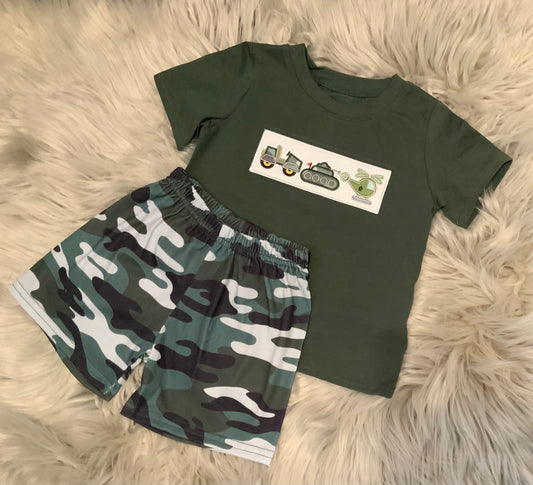 Camouflage applique boy set